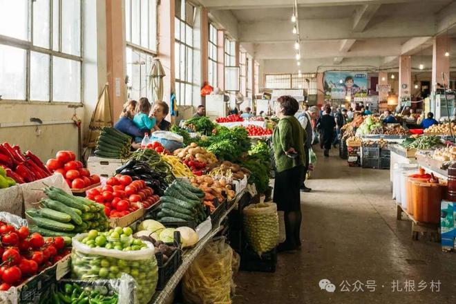 m6米乐下载菜市场果蔬“新鲜又便宜”为何年轻人绕远路去超市也不去菜市场(图5)